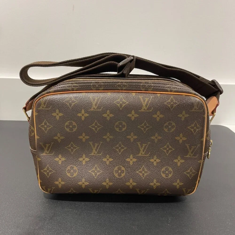 Louis Vuitton Reporter Shoulder/Crossbody Bag Monogram Canvas/Vachetta (JB1153)
